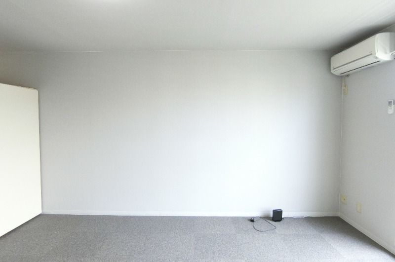 �y�����E���r���O�z�@