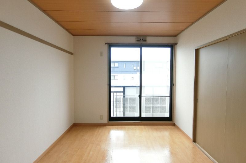 �y���̑������E�X�y�[�X�z�@