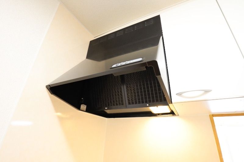 �y���̑��ݔ��z�@�L�b�`�����C��