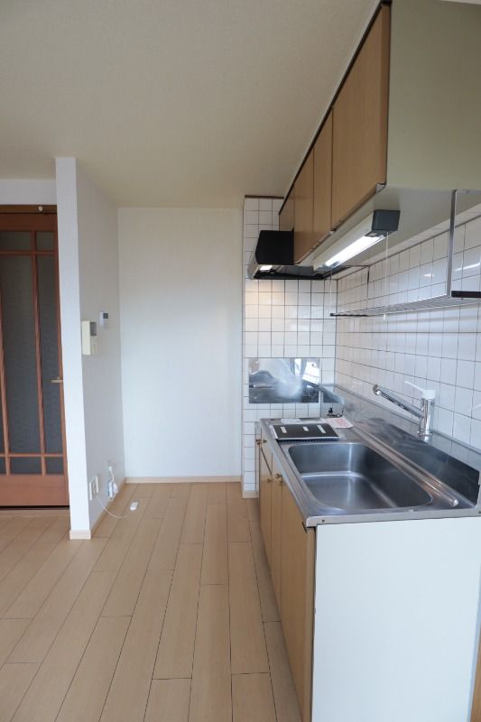 �y�L�b�`���z�@