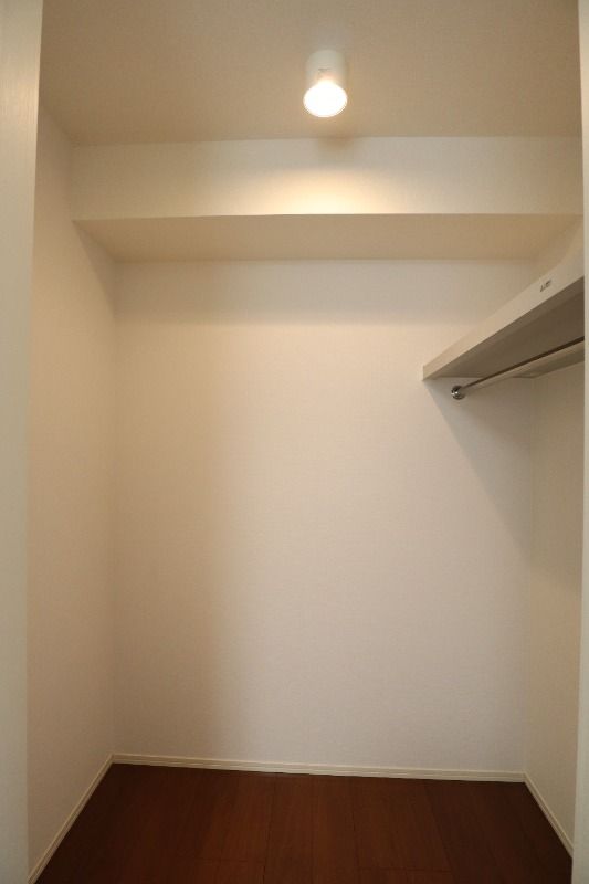 �y���[�z�@�E�H�[�N�C���N���[�[�b�g�~2