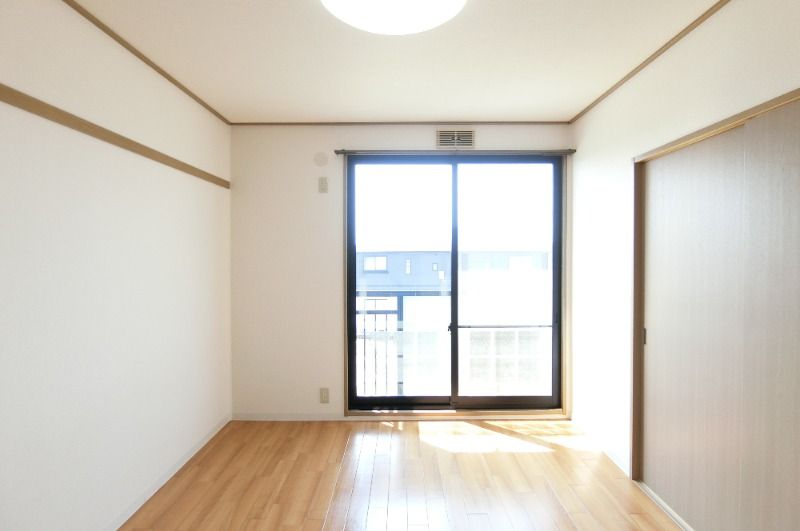 �y���̑������E�X�y�[�X�z�@