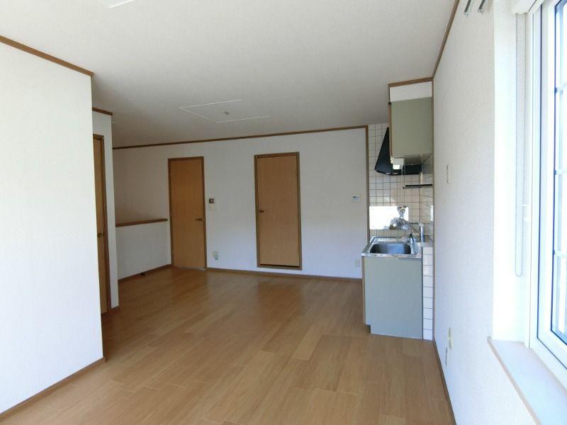 �y�����E���r���O�z�@