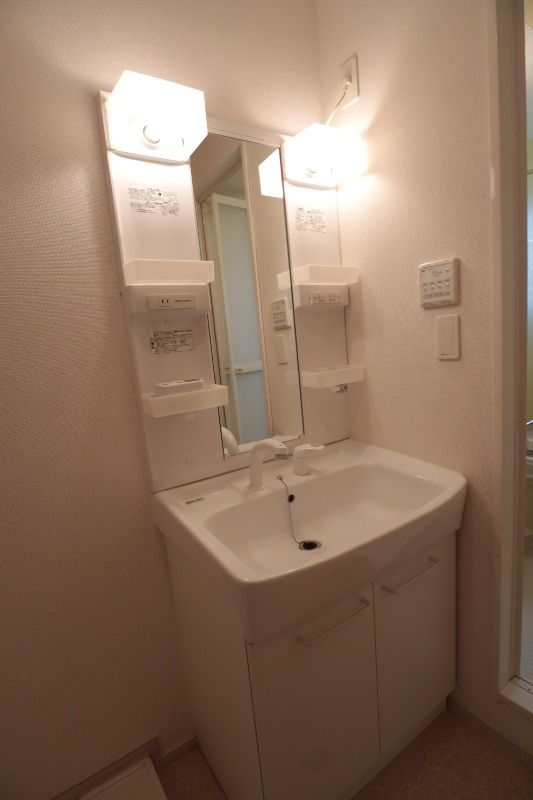 �y���ʏ��z�@