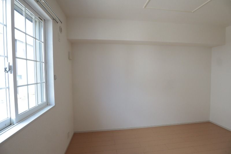 �y���̑������E�X�y�[�X�z�@