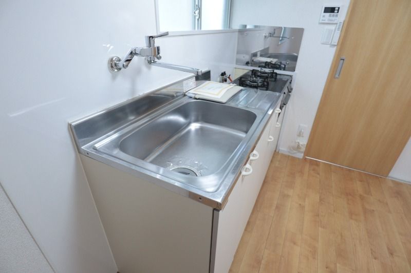 �y�L�b�`���z�@