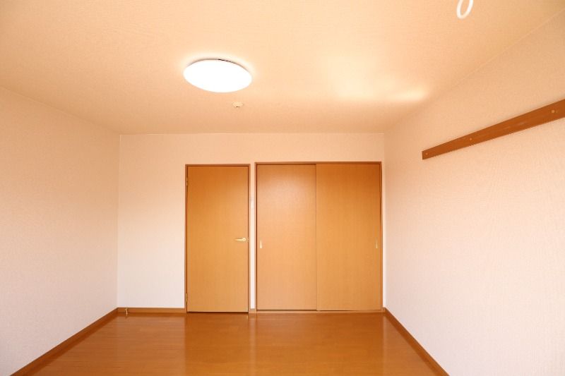 �y���̑������E�X�y�[�X�z�@