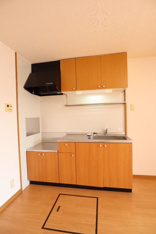 �y�L�b�`���z�@