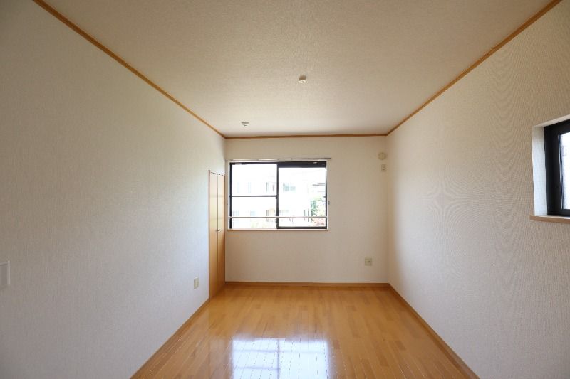 �y���̑������E�X�y�[�X�z�@