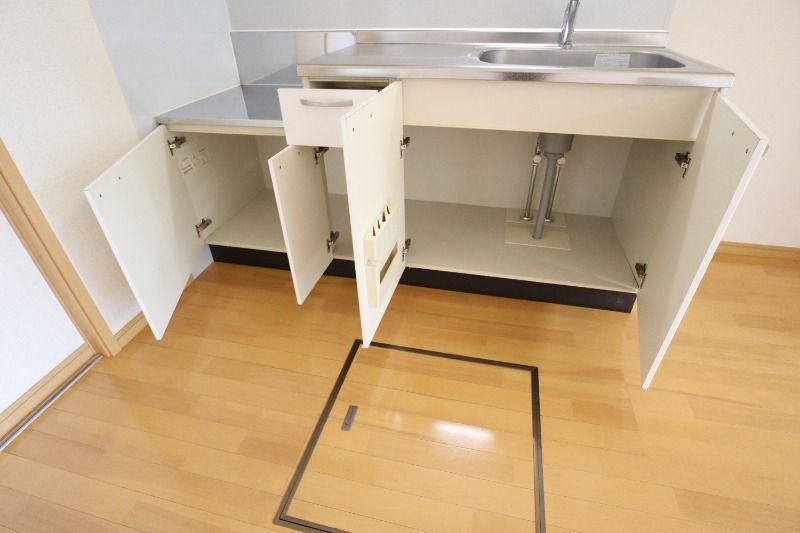 �y�L�b�`���z�@