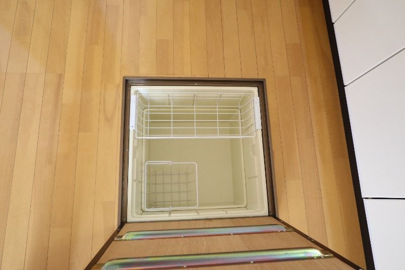 �y�L�b�`���z�@