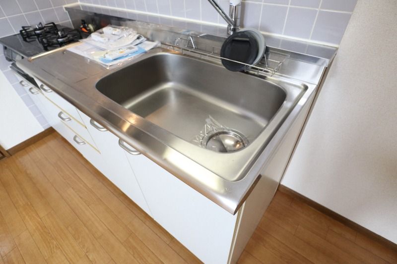 �y�L�b�`���z�@