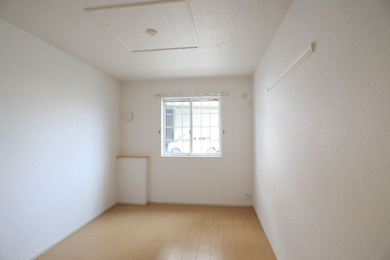 �y���̑������E�X�y�[�X�z�@