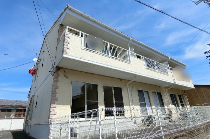 �E�C���O��ԊX�̌����O��