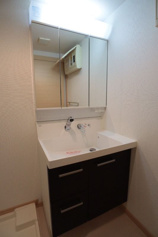 �y���ʏ��z�@