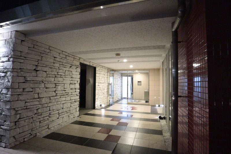 �y�G���g�����X�z�@