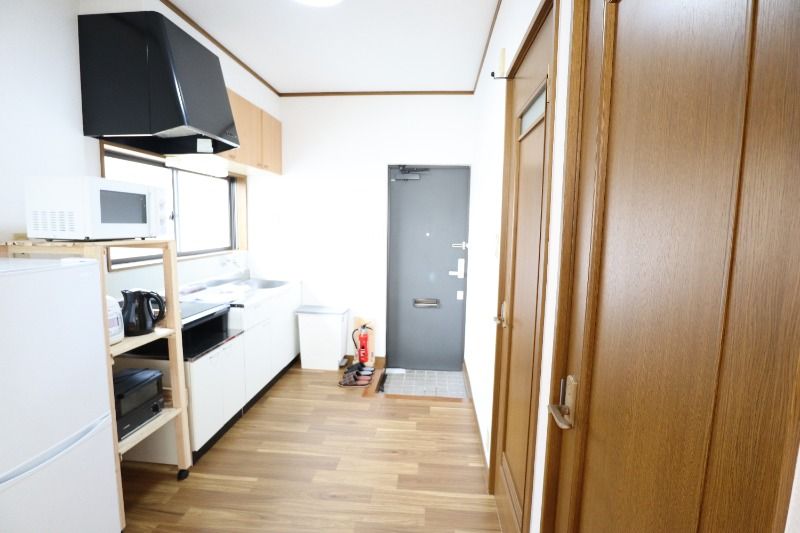 �y���ԁE���r���O�z�@