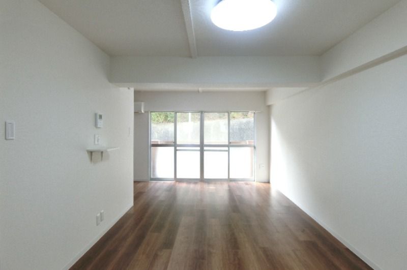 �y���ԁE���r���O�z�@