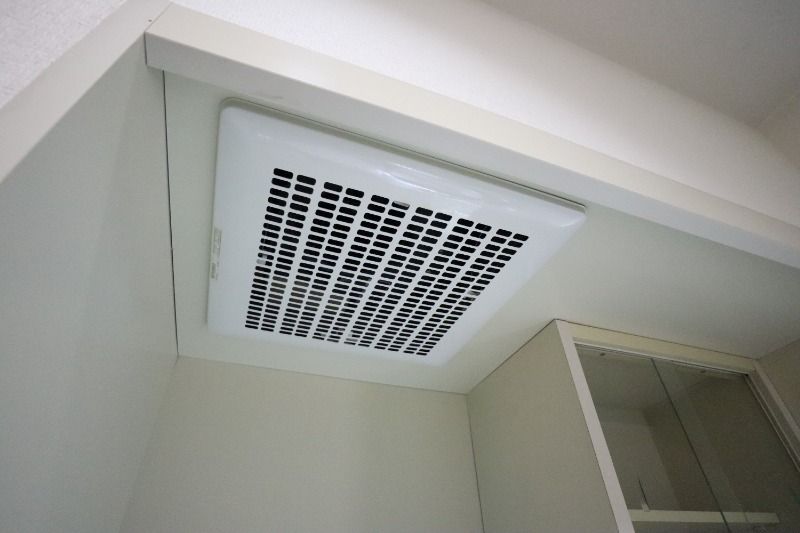 �y���̑��ݔ��z�@�L�b�`�����C��