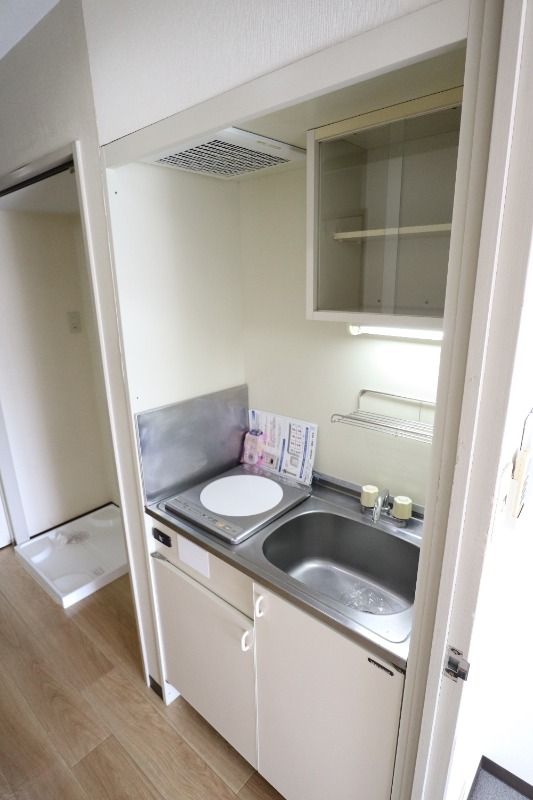 �y�L�b�`���z�@