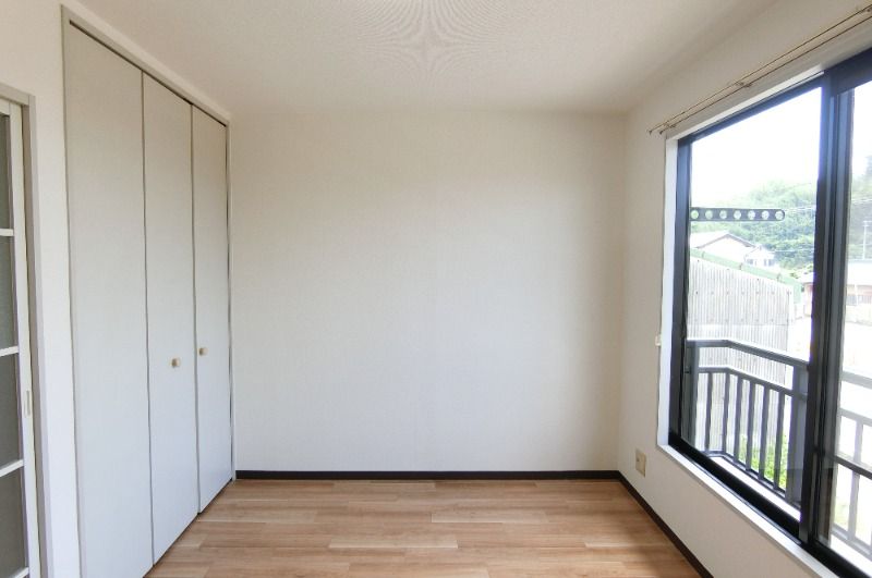 �y�����E���r���O�z�@