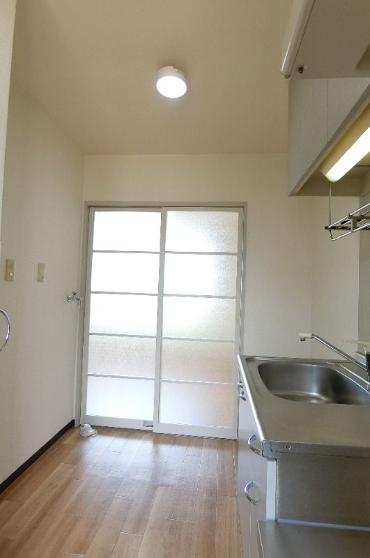 �y���̑������E�X�y�[�X�z�@