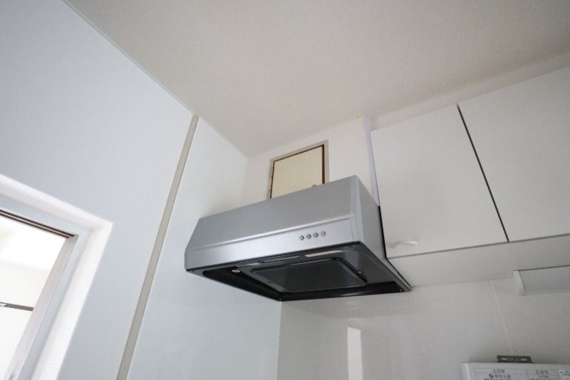 �y���̑��ݔ��z�@�L�b�`�����C��