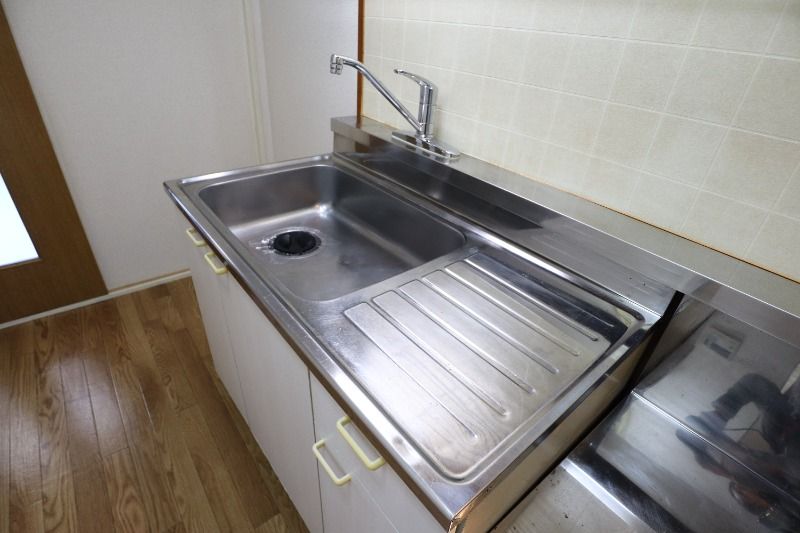 �y�L�b�`���z�@