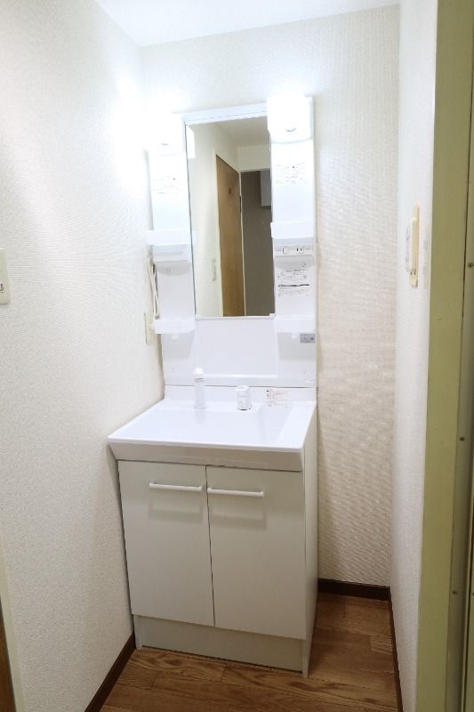 �y���ʏ��z�@