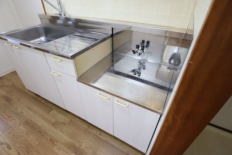 �y�L�b�`���z�@