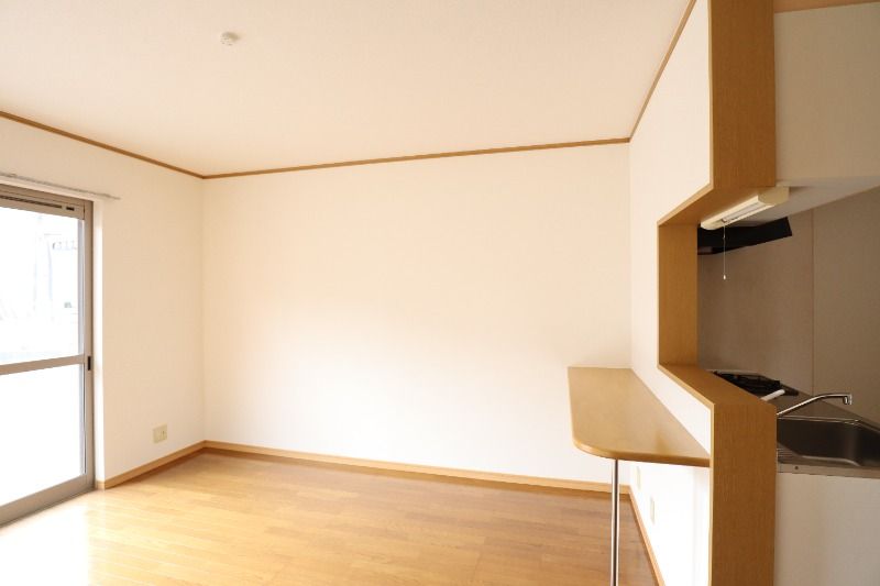 �y�����E���r���O�z�@