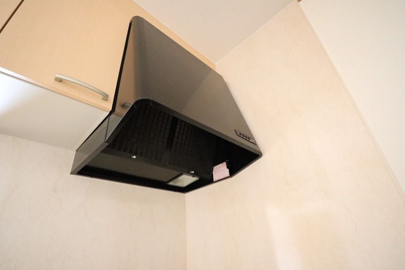 �y���̑��ݔ��z�@�L�b�`�����C��