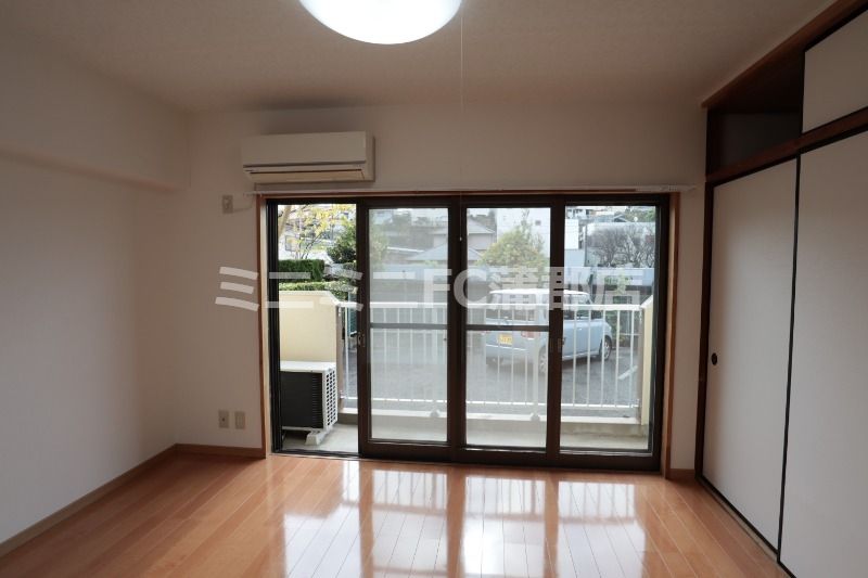 �y���̑������E�X�y�[�X�z�@