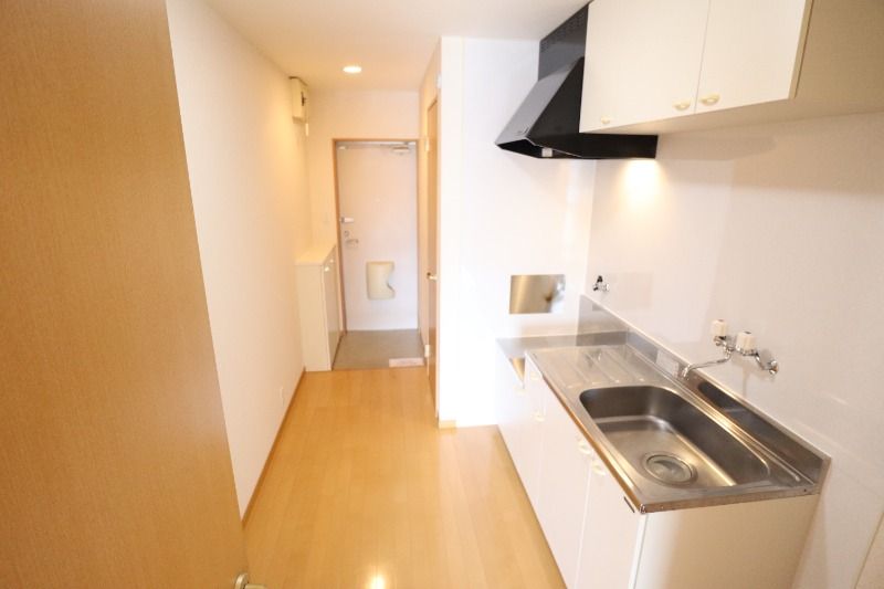 �y�L�b�`���z�@