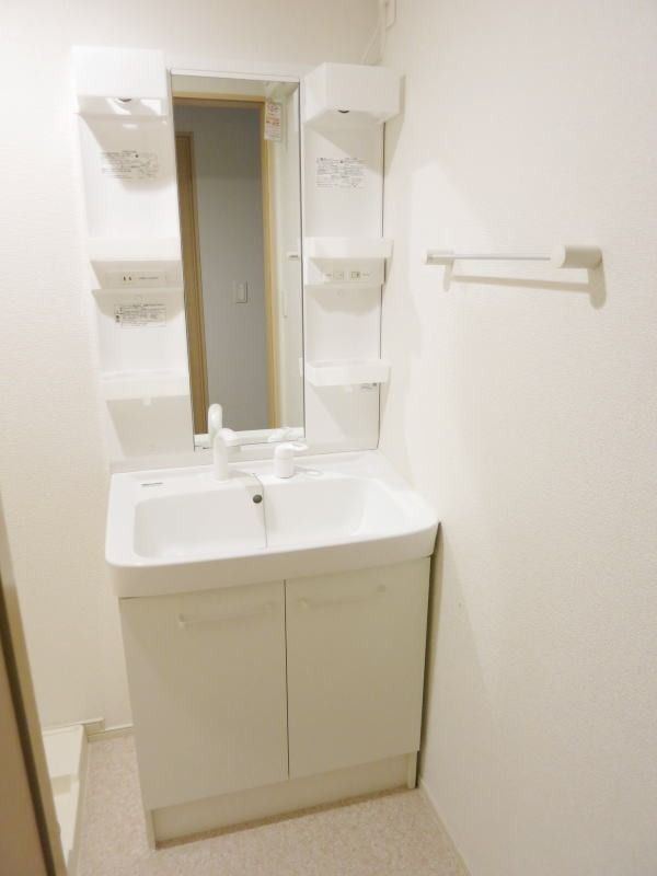 �y���ʏ��z�@