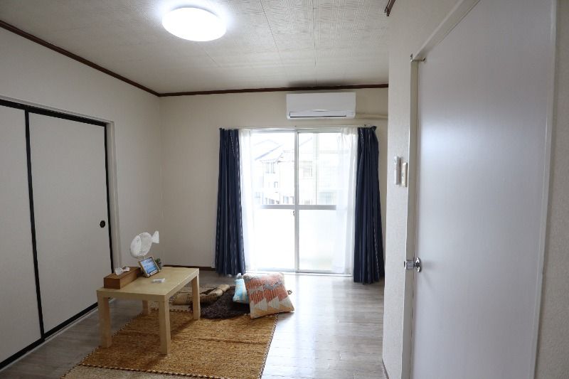 �y���̑������E�X�y�[�X�z�@���f�����[��