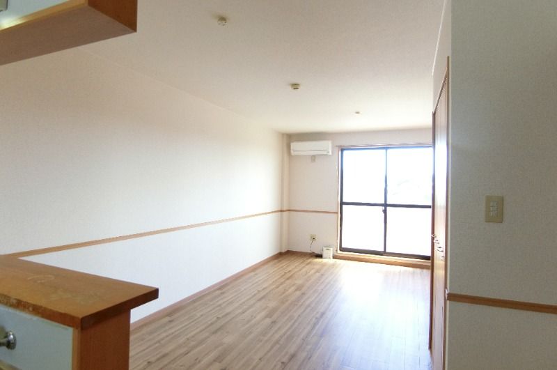 �y���ԁE���r���O�z�@���^�C�v