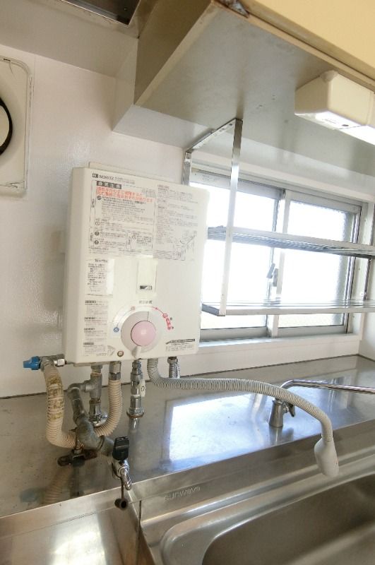 �y�L�b�`���z�@