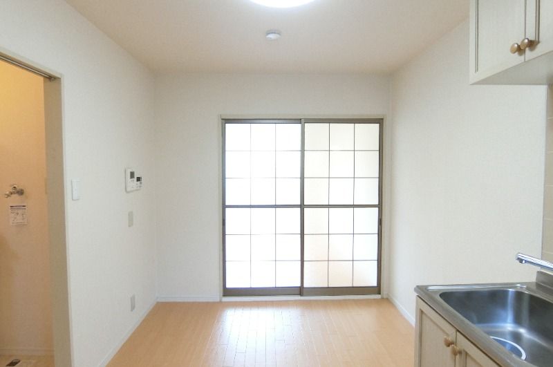 �y���ԁE���r���O�z�@���^�C�v�@