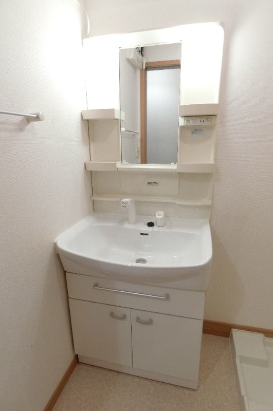 �y���ʏ��z�@