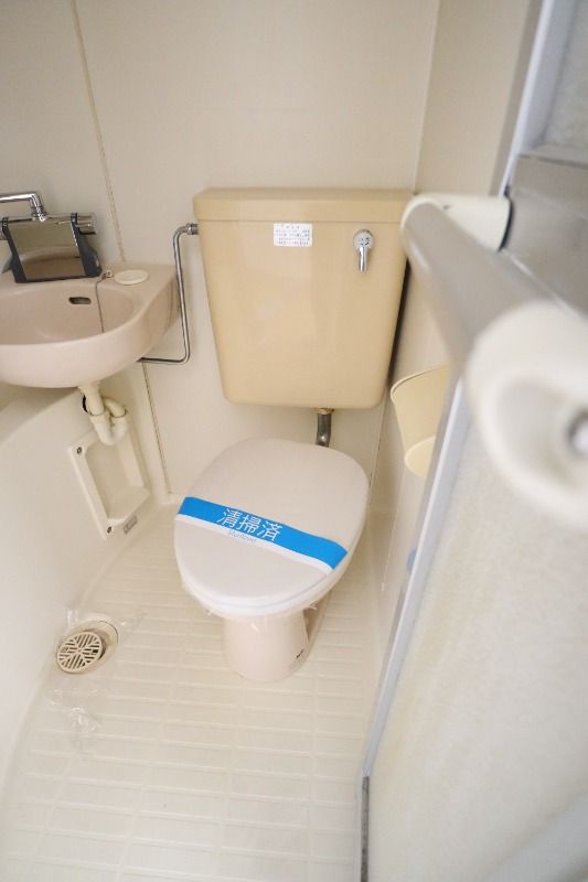 �y�g�C���z�@