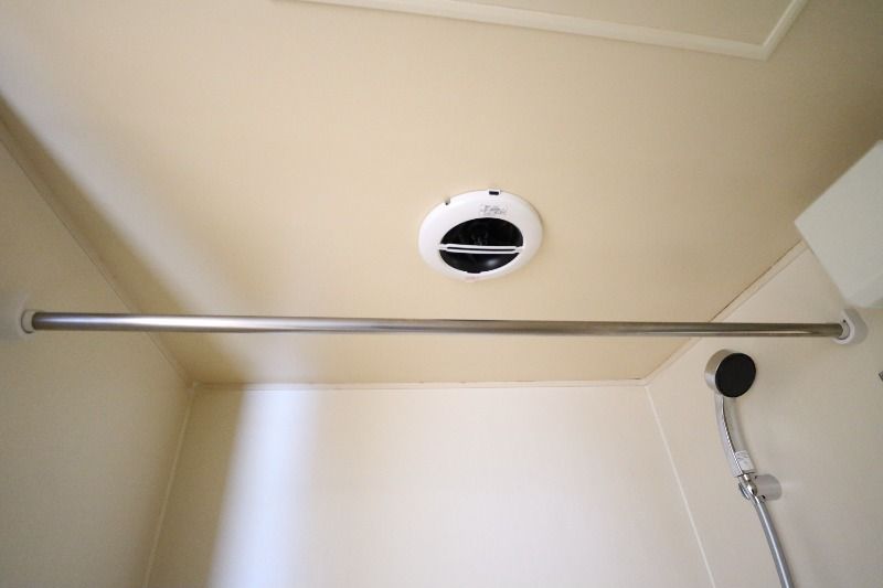 �y�o�X�z�@�������㕔�J�[�e�����[��