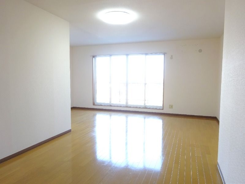 �y���ԁE���r���O�z�@���^�C�v