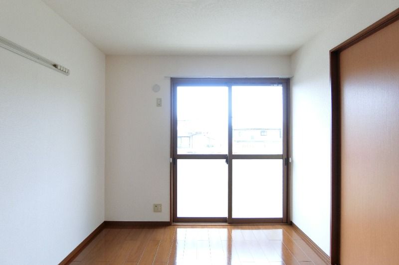 �y���̑������E�X�y�[�X�z�@