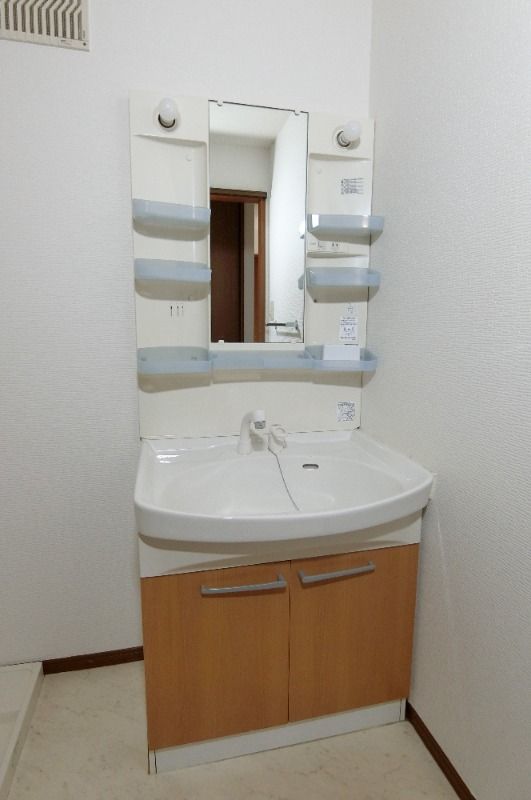 �y���ʏ��z�@