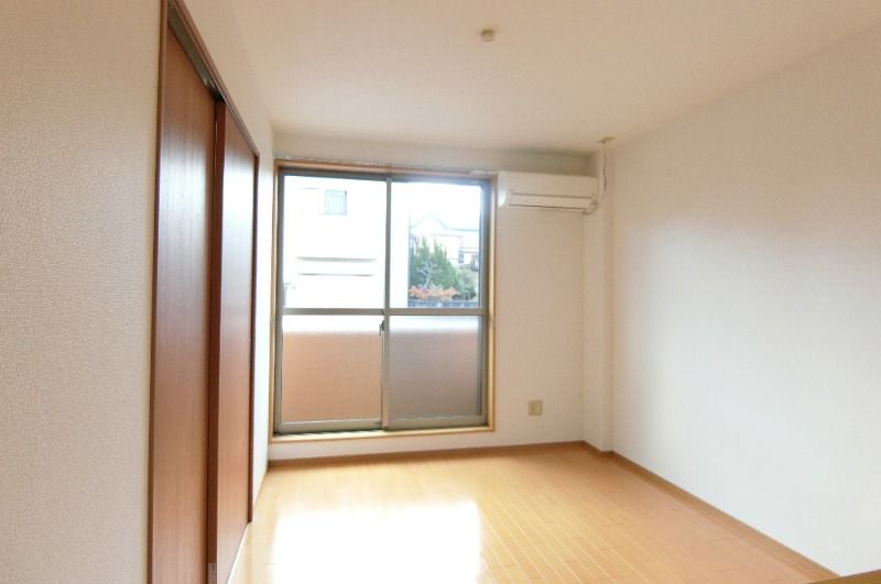 �y���ԁE���r���O�z�@���^�C�v