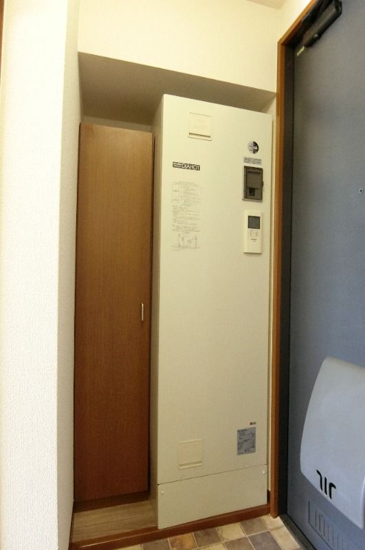 �y���̑��ݔ��z�@���^�C�v�@�d�C������