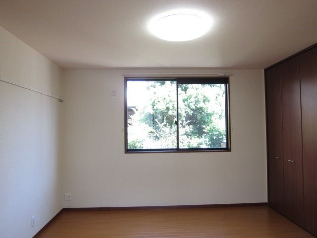 �y���̑������E�X�y�[�X�z�@