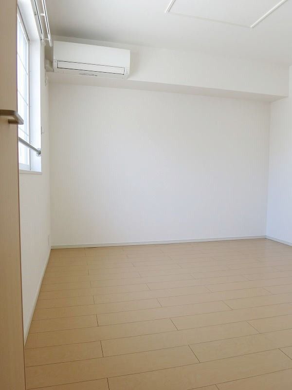 �y���̑��ݔ��z�@�G�A�R��2���