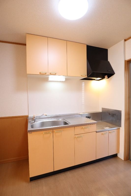 �y�L�b�`���z�@